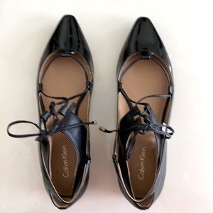 Shoes Evelyn flats pointed toe from Calvin Klein